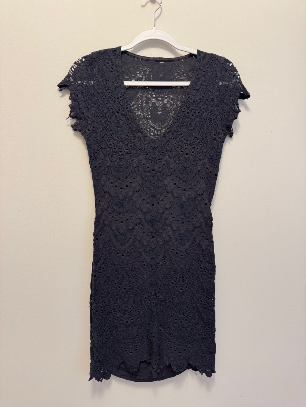 Nightcap Black Lace Cocktail Dress | Lined Skirt | Size 2